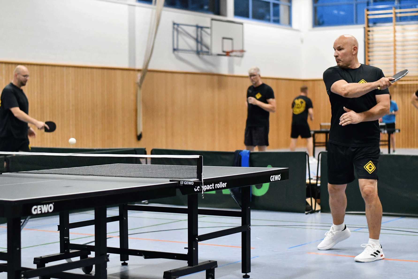 Tischtennisspieler des OTSV beim Punktspiel